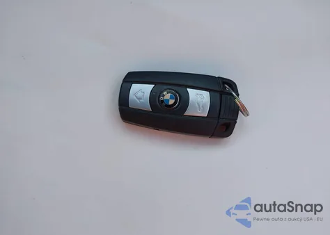 2011 BMW 328 Xi Sulev из США, поврежденный, VIN WBAKF5C56BE587299